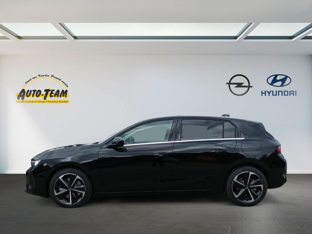 Fahrzeugabbildung Opel Astra Plug-In-Hybrid Elegance (L)