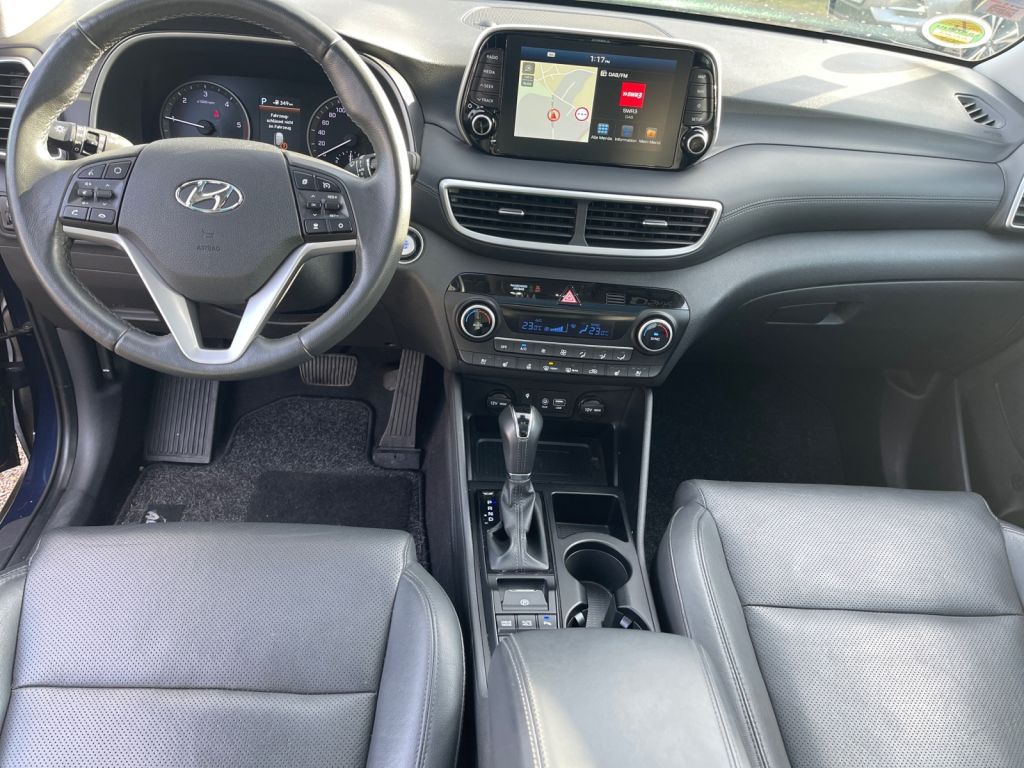 Fahrzeugabbildung Hyundai Tucson blue 2.0 CRDi 4WD Aut. Premium